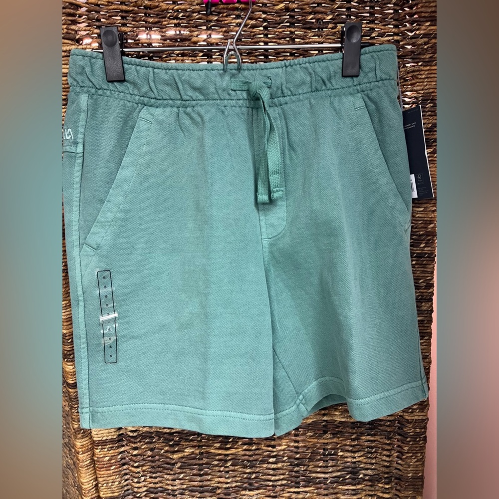 VRST- Mens, Size: Small- Seafoam‎ color- NWT